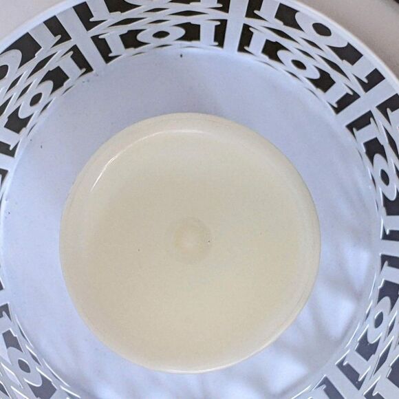 LED Battery Operated Lantern - Picture 4 of 4